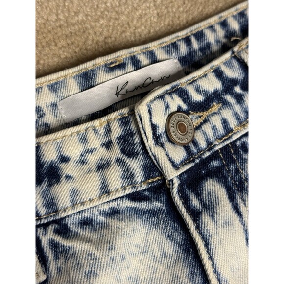 Women’s 9/28- KanCan Ripped Light Acid Wash Denim Shorts NEW - Picture 3 of 4